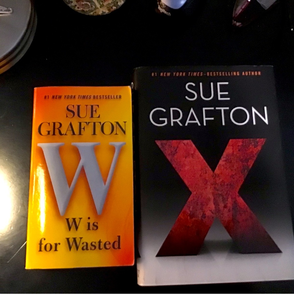 2 Sue Grafton books W and X